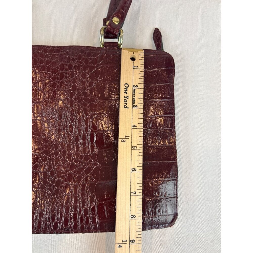 Vintage Burgundy Croc Embossed Leather Handbag Gold Hardware Top Handles Elegant - Picture 11 of 13